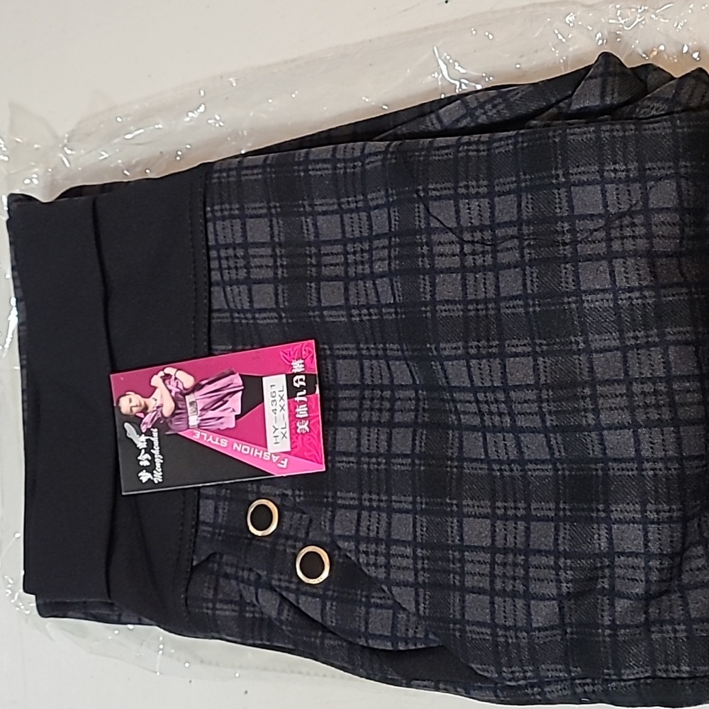 Black Plaid Fleece Lined Legging